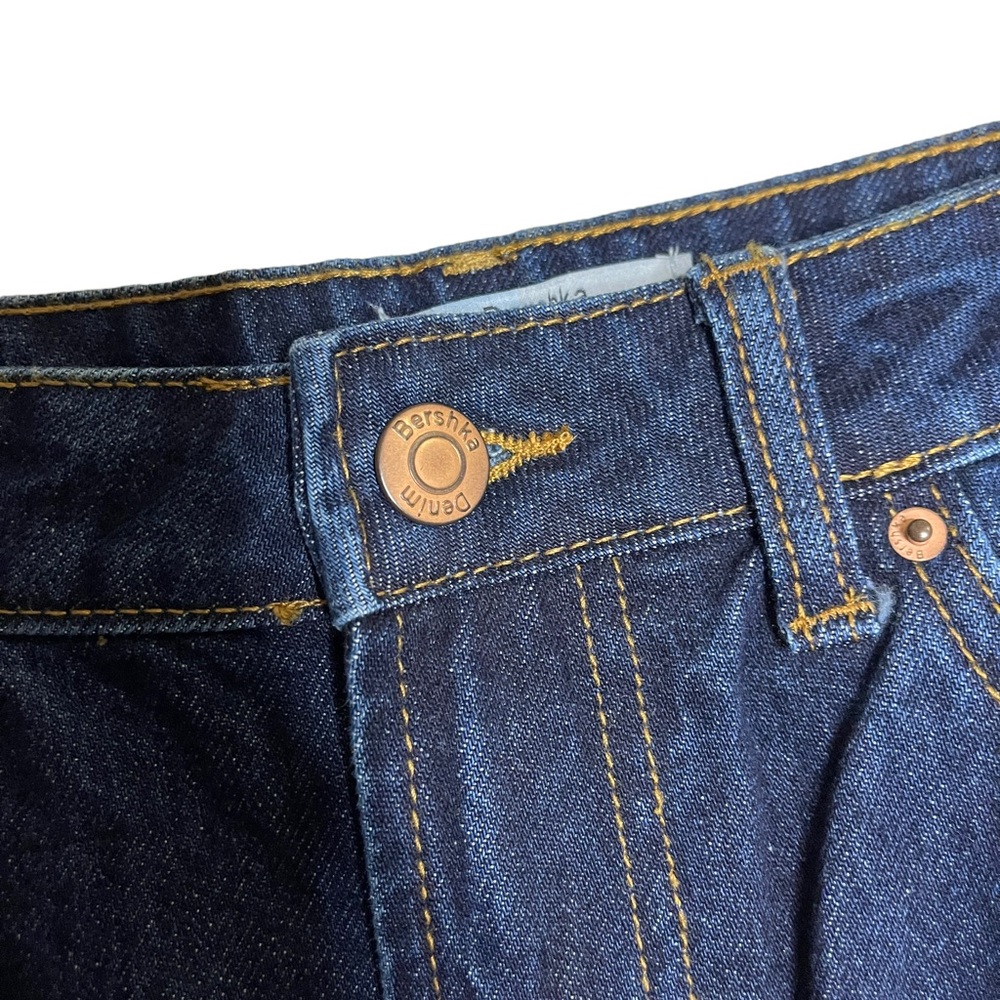 Bershka wide leg slouchy Dad jeans in mid blue Size 4 - Picture 6 of 10